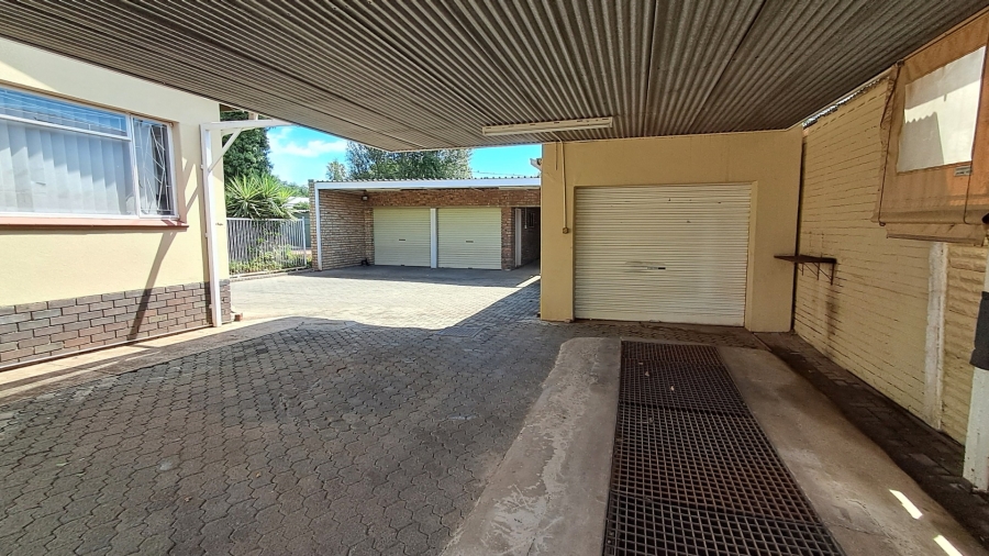 3 Bedroom Property for Sale in Generaal De Wet Free State